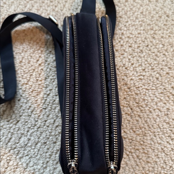 Camera bag lululemon - Picture 2 of 2